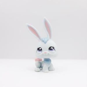 LPS | Adorable Rabbit #1685 | Authentic Littlest Pet Shop | Hasbro | Collector Toys | My Toytopia