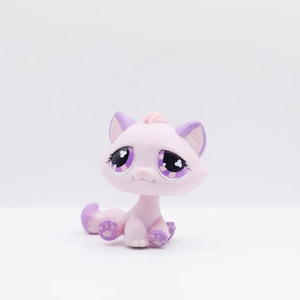 LPS | Adorable Kitten #576 | Authentic Littlest Pet Shop | Hasbro | Collector Toys | My Toytopia
