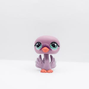 LPS | Cute Swan #1400 | Authentic Littlest Pet Shop | Hasbro | Collector Toys | My Toytopia