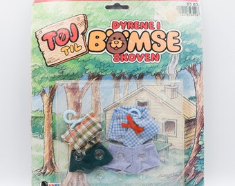 Vintage Forest Families | Clothes Card | Vintage Toys | Calico Critters | Sylvanians