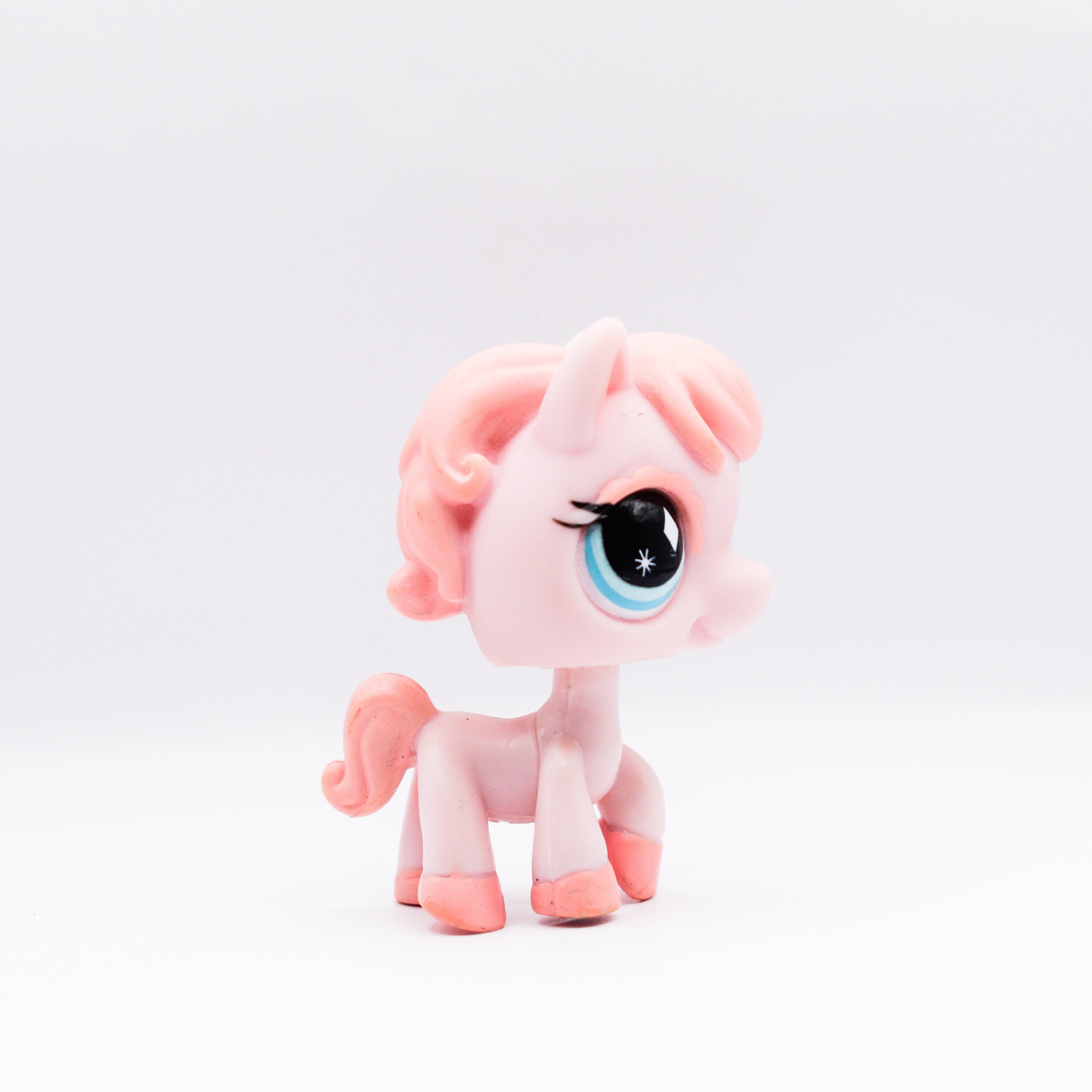 Lps Pet Shop Pony LPS Pink Horse #592 Authentic Littlest Pet Shop