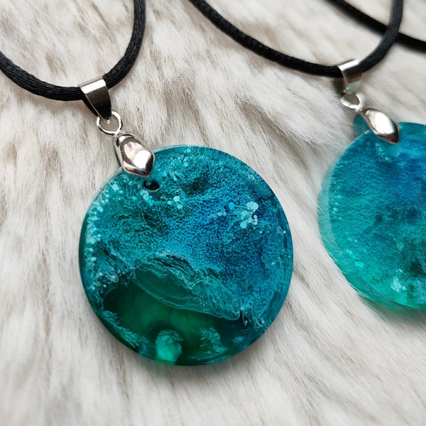 Blue ocean resin art necklace