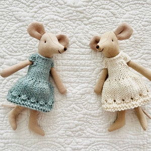 Maileg Mom/Mum 6” Mouse Handknit, Beautiful Dusty Teal or Ivory Yarn (Mouse not included) Sweet Mother’s Day Gift! Miniatures