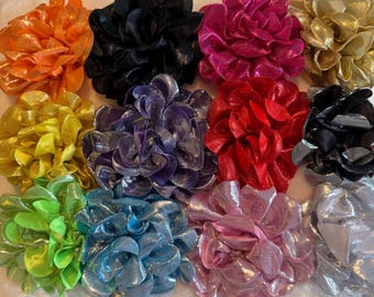 METALLIC large petal flower slide on collar accessory (10cm) for pets