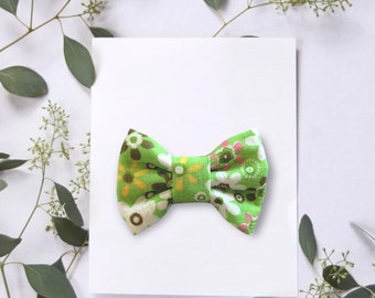 Green Floral Mini Pet Bow Tie 2”