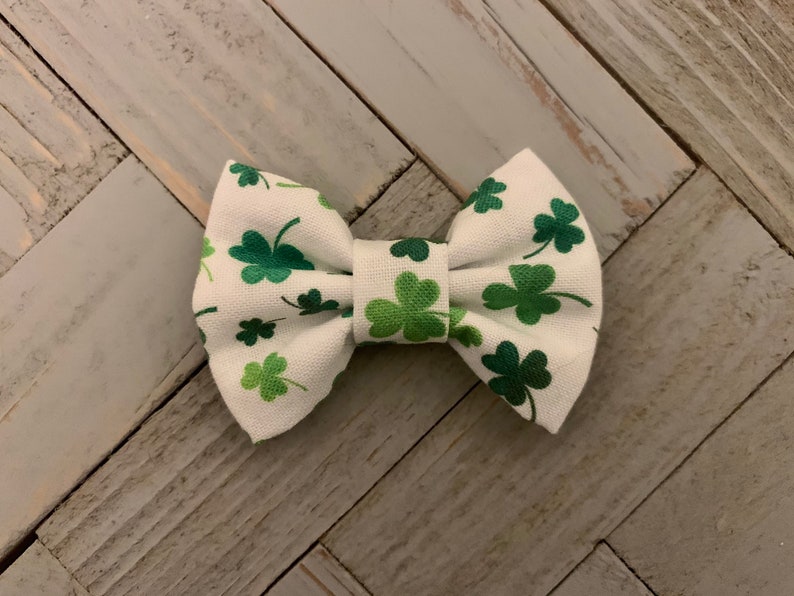 Lucky Pet Bow Tie Green Glitter Shamrock Clover St Patricks Day handmade collar accessories image 3