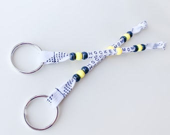 Hockey Mom Gift / Hockey Lace Keychain for Mom / Hockey Mom Skate Lace Keyring / Personalized Gift for Hockey Mom / Ice Hockey Gift