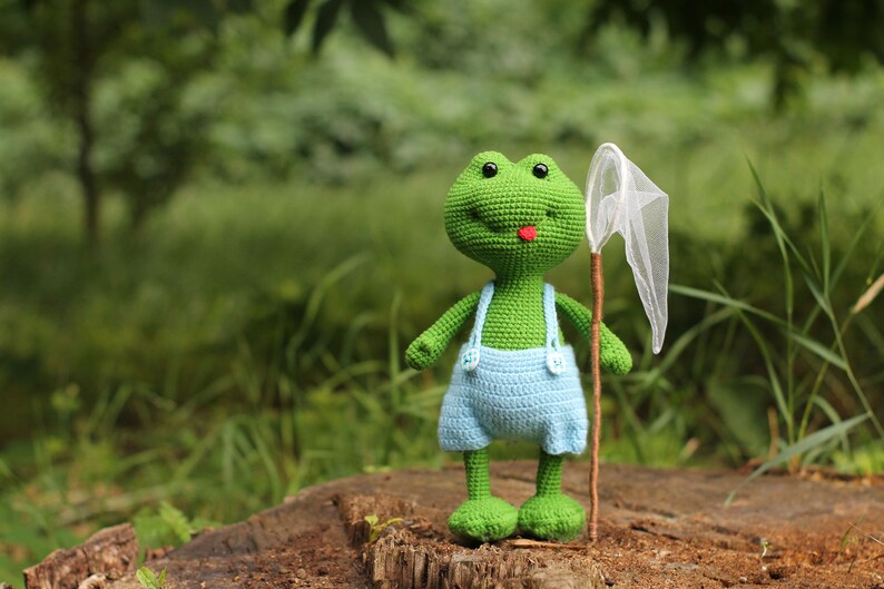 Crochet pattern frog. amigurumi frog pattern pdf. green frog. | Etsy