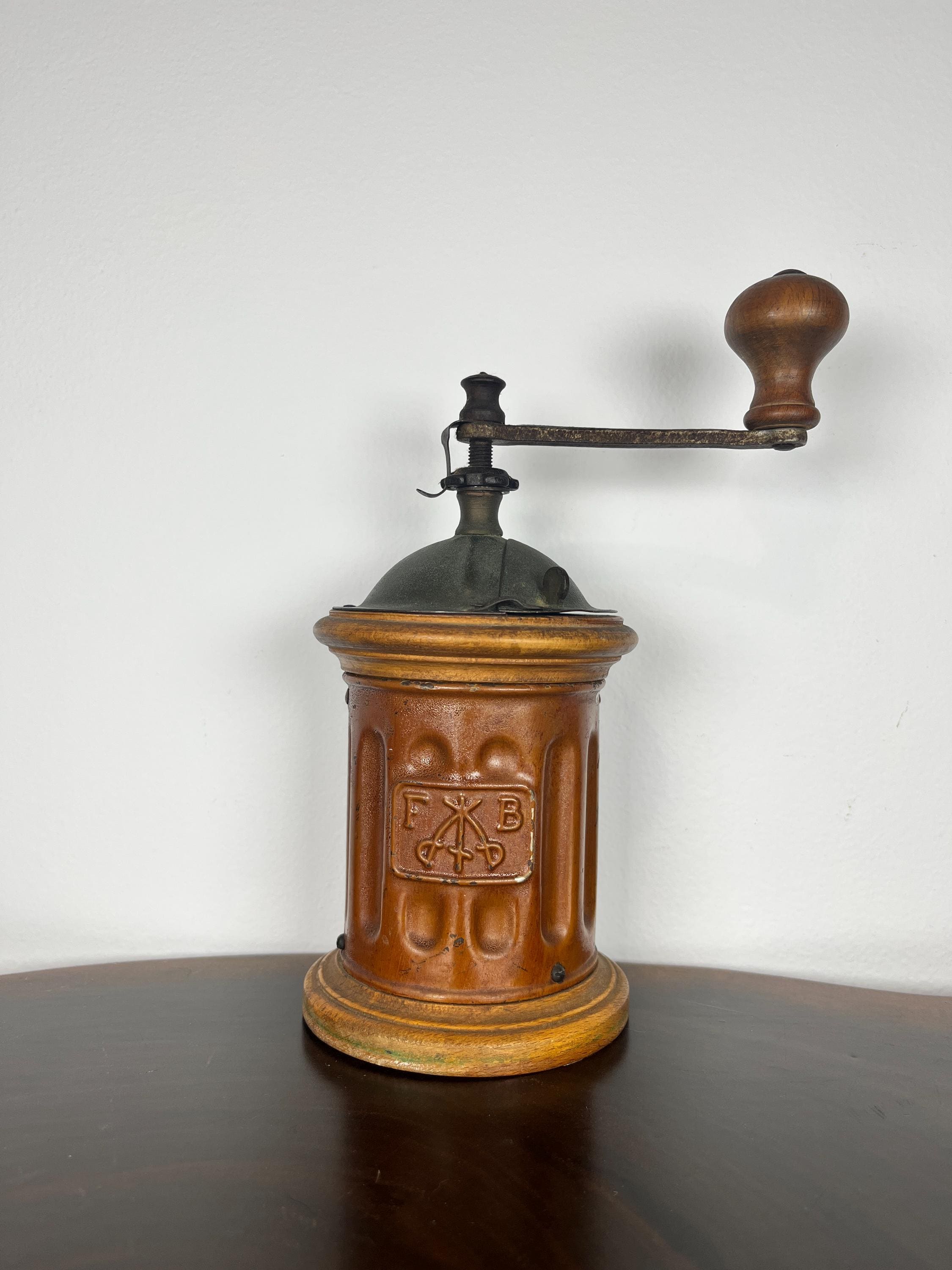 TRE SPADE イタリア製 ヴィンテージコーヒーミル グラインダー 古道具 Tre spade coffee grinder - Etsy 日本