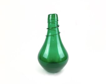 A Green Murano Glass Bottle Vase