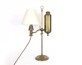 Lámpara de mesa de aceite de latón victoriana del siglo XIX