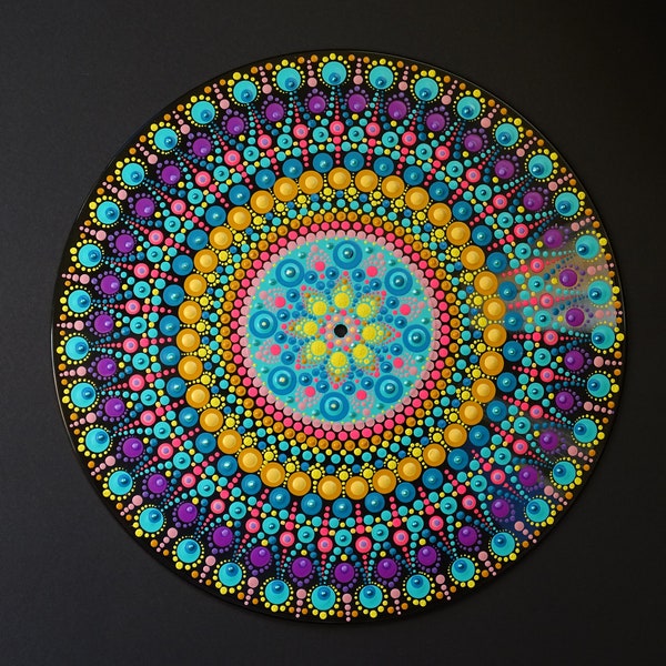 Bright, joiful and up-lifting mandala "Circus" painted by hand on up-cycled LP | Re-cycled old vinyl record turned into beautidul wall decor