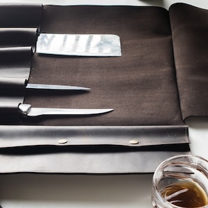 Chef knife holder, Leather chefs knife roll, Case for knives, Personalized knife case, Leather roll knife, Leather knife roll, Knife case