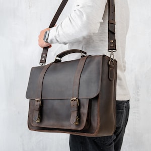 Sac messager en cuir personnalisé, sac pour ordinateur portable en cuir, sac en cuir pour homme, porte-documents de travail, grande sacoche, sac rustique, cadeau de Saint-Valentin pour lui