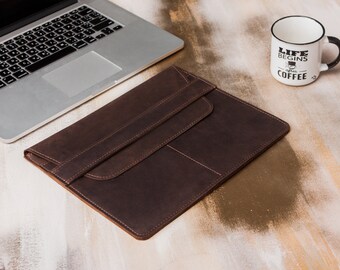 Leather laptop sleeve, Leather laptop case, Leather Macbook sleeve, Leather Macbook case, Custom laptop case, Personalized laptop case