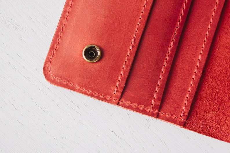 Womens leather wallet, Personalized leather wallet, Gift for her, Handcraft wallet, Leather wallet, Engraved wallet, Gift for wife, Bifold wallet, Phone wallet, Leather phone wallet, Womens wallet, Personalized wallet, Leather wallets, Woman wallet