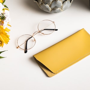 Leather glasses case, Leather glasses bag, Eyeglass case for men, Sunglass sleeve, Sunglass pouch, Eyeglass soft case, Glasses case
