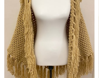 Crochet Shawl Pattern with Collar & Fringes Easy (PDF Pattern Digital )