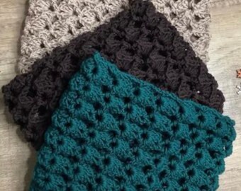 Crochet Cowl Pattern, Easy Stylish Boho Design (PDF)
