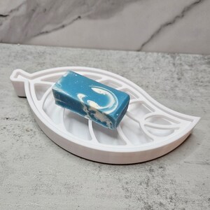 Leaf Soap Dish, Countertop Soap Dish, Sink Soap Dish, Kitchen Soap Holder, Bathroom Accessories, 3D Printed Soap Dish
