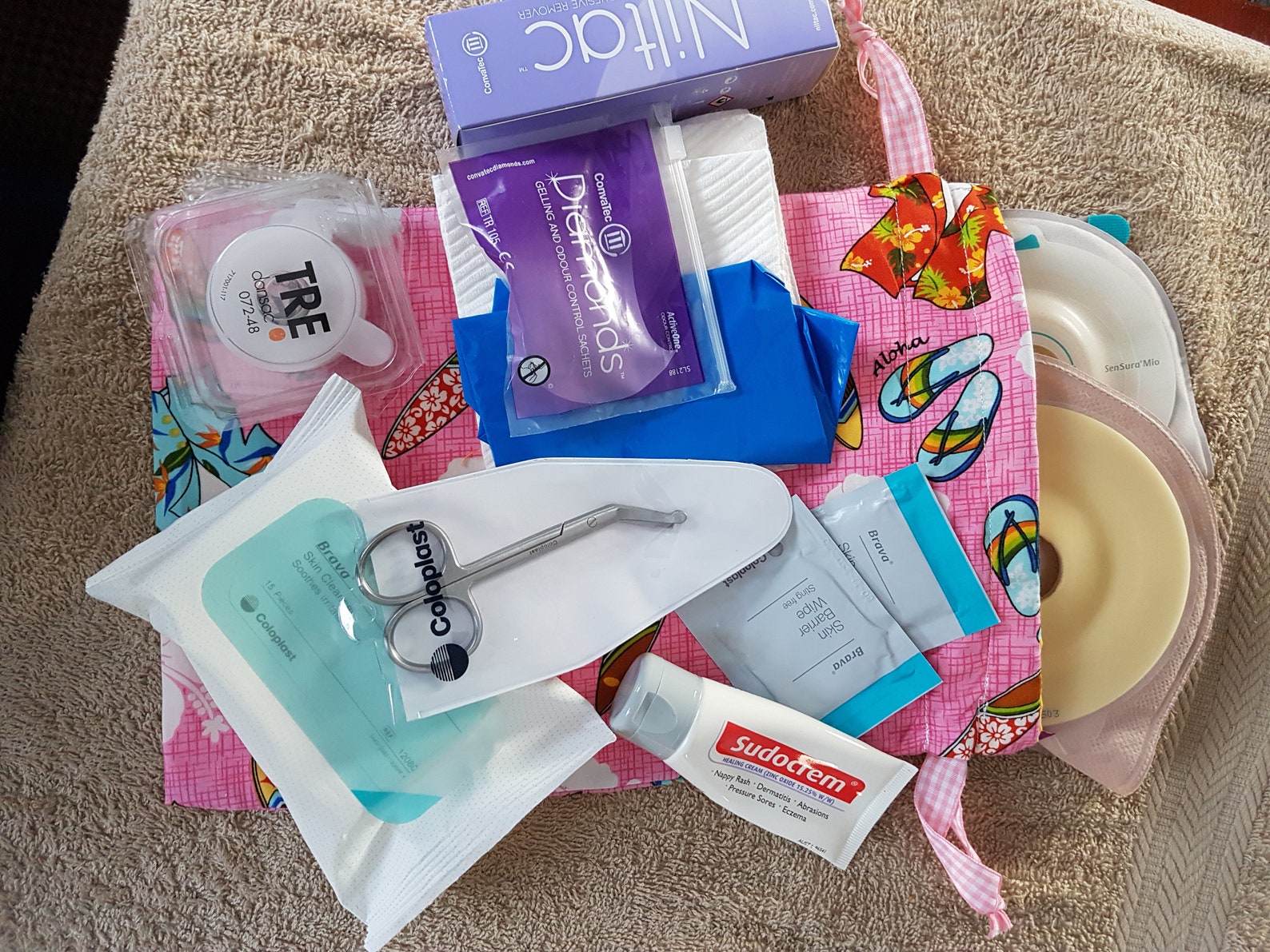 Stoma / Ostomy Drawstring Supply Bag. Green. Illeostomy, Urostomy