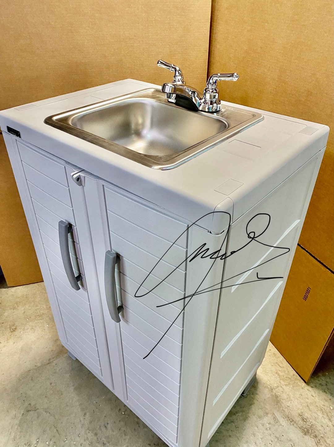 Movable sink with sale cabinet