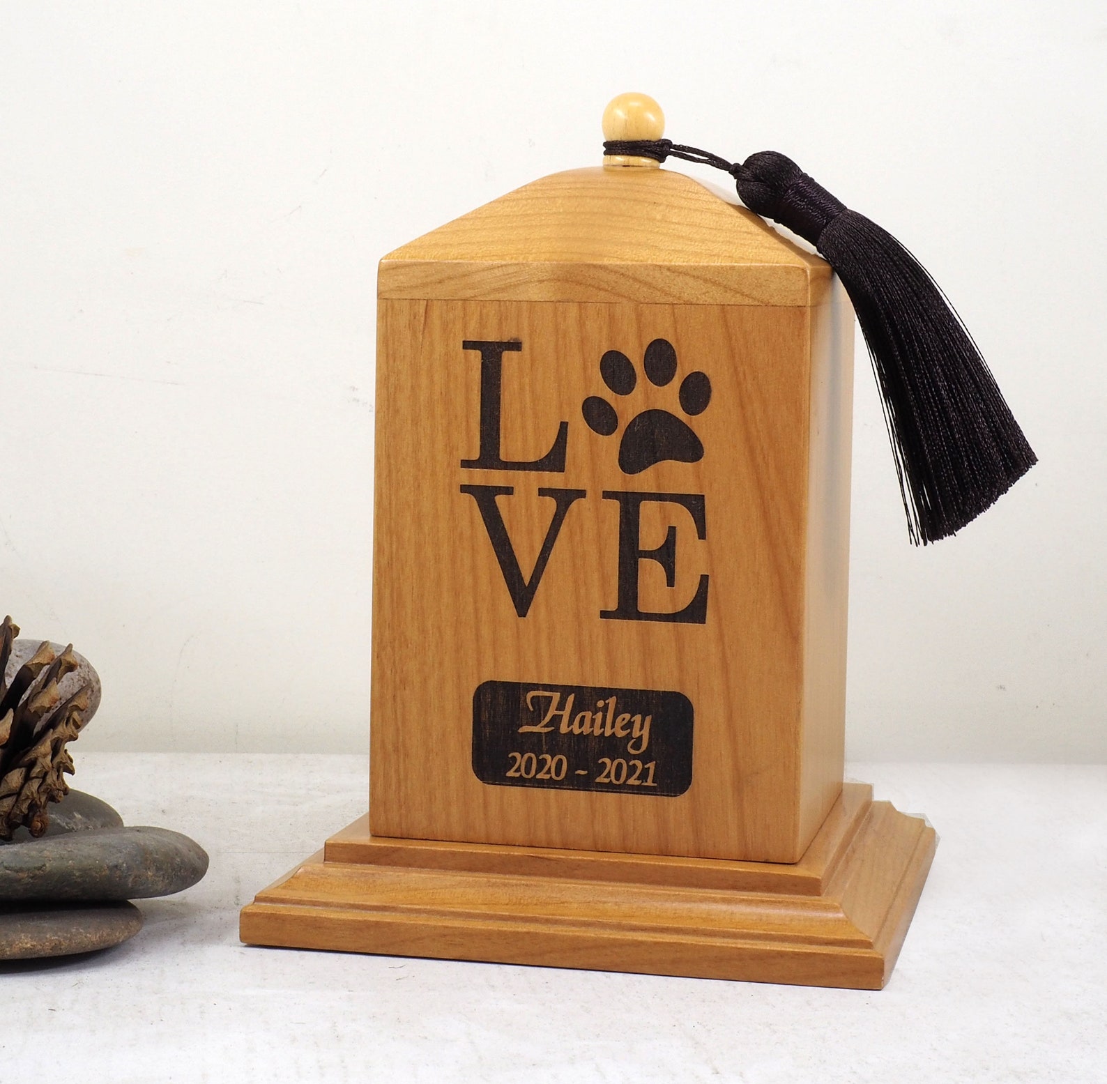 Engraved Custom Pet Urn With Name Personalized Dog or Cat Etsy