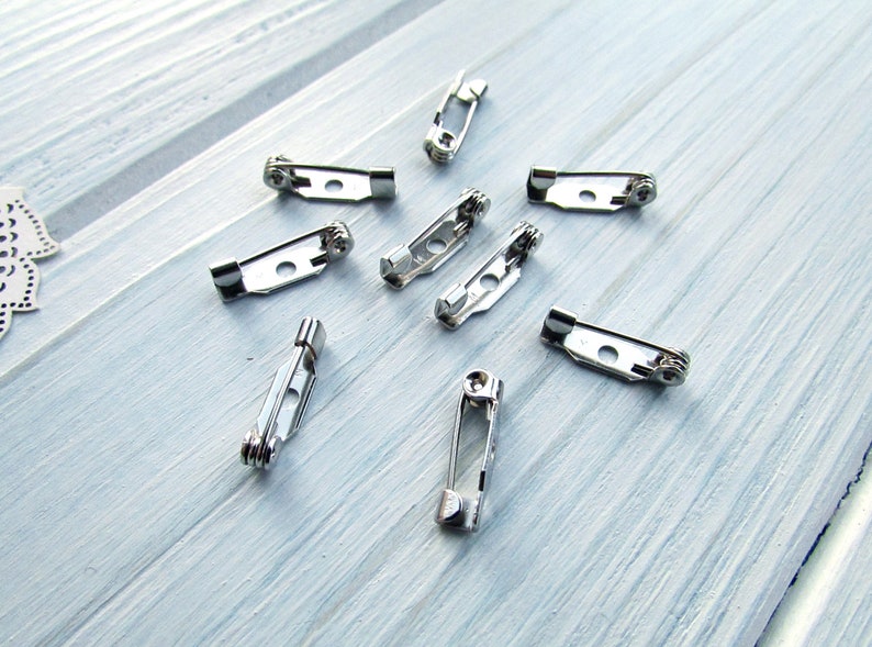 20 Stück Messing 15 mm Silber Metall Brosche Pin 0,59 Inch Made in Japan Brosche Basis MetallTeile für handgemachte japanische Brosche Schmucknadel Bild 3