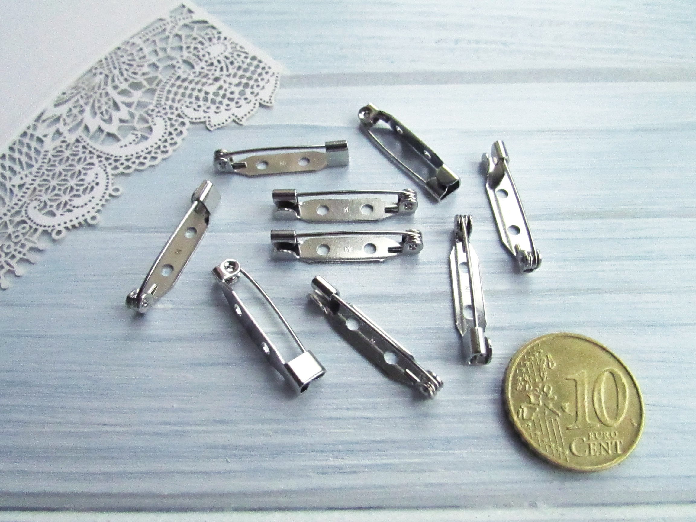 牛型金属オブジェ 部位名刻印 20 Pcs Brass 25 Mm Silver Metal Brooch Pin 0,98 Inch Made in