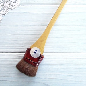 Japanese Cubic Brush No. 8: Deer Hair & Horsehair for Silk Dyeing