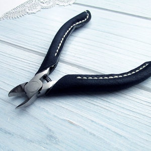 Japanese small needlework pliers with leather handles