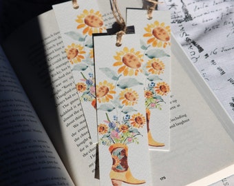 Watercolour cowgirl boots bookmarks with wildflowers,gift for her, gift for mum,bookmark with tassel, bookish gifts, bookworm, cute bookmark