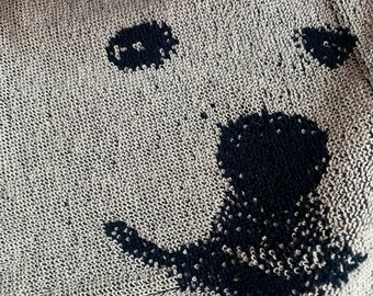 Cotton towel with dog Samoyed. Blue beach towel.