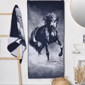 Horse towel, woven blue beach, pool towel, High quality cotton towel, large beach towel, 59x26 inches horse lovers gift, gift idea
