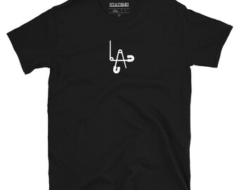 SAFETYPIN LA (Los Angeles LA Fingers Sign With Safety Pins): Mens/Unisex Premium Fitted T-Shirt