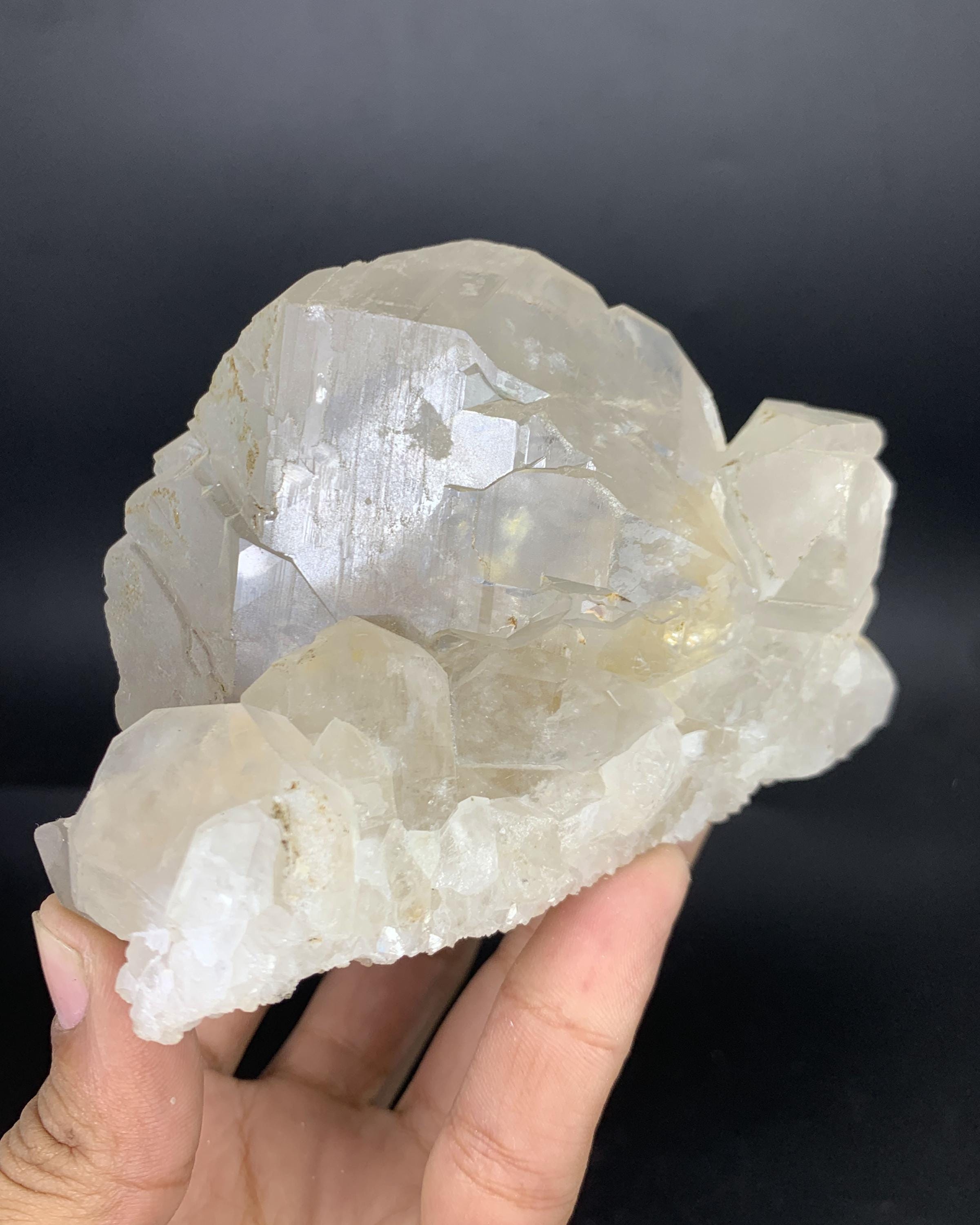 置物 Gwindel Gwindel Quartz – Pacific Minerals Shop