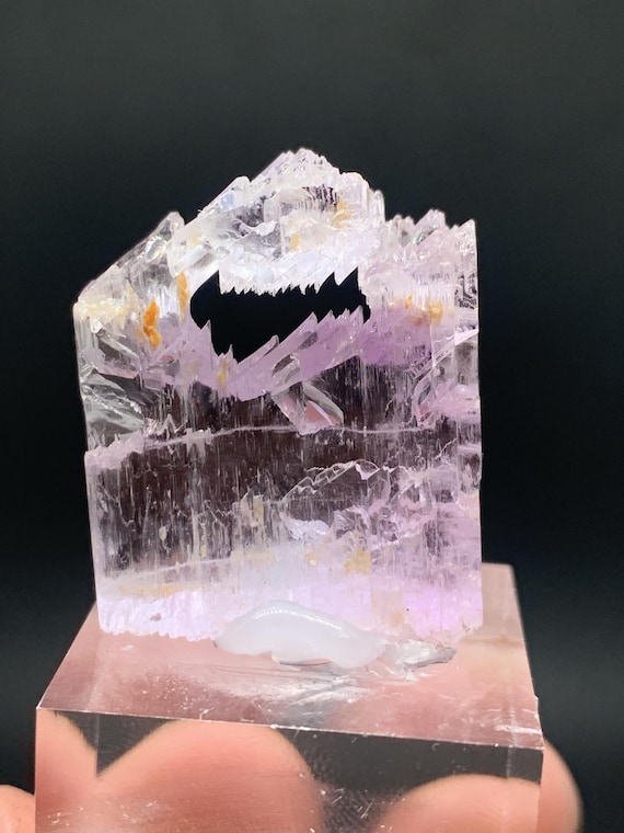 Pink Kunzite Crystal, Dog Tooth Terminated, Natural Gemstone (13.4 Gram)