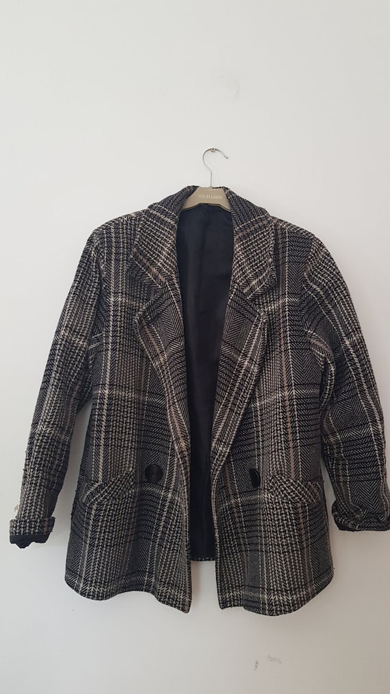 1970s | grey black tartan | 50% wool coat | UK10 |