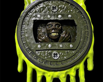 Return of the Living Dead Wall Decor | Tarman Horror Art