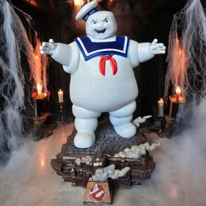 Stay Puft Marshmallow Man Sculpture, Charming Home Accent for Nostalgic Vibes, Fun Gift for Retro Lovers