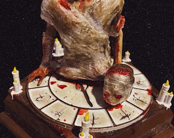 Ghosts Horror Statue "The Torso" Collectible Resin Figurine for Halloween Decor