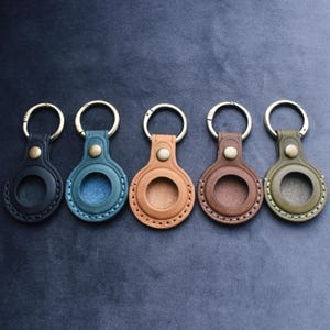 Porte-clés en cuir personnalisé avec porte-AirTag