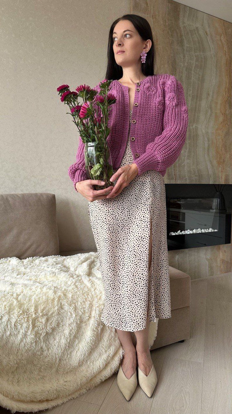 Embroidered cardigan crop Cropped cardigan pink Chunky knit wool cardigan for women image 9