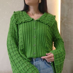 Cropped cotton cardigan Edwardian blouse Green knit cardigan image 3