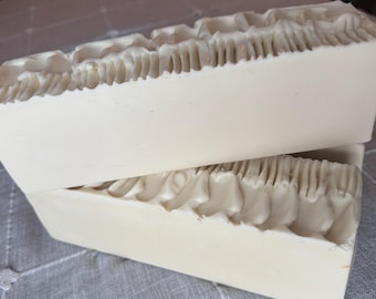 2-4 Bars Goat Milk Tallow Soap: Unscented, Creamy, High-Lather