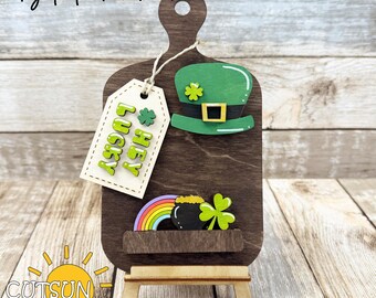 St Patrick’s Day Interchangeable Cutting Board Decor SVG | Hey Lucky Shelf Sitter | Laser Cut File
