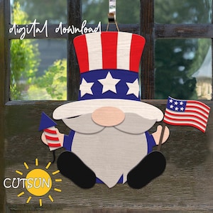 Patriotischer Gnomtürschild-Aufhänger svg | 4.Juli | Tag der Unabhängigkeit Türschild | Sommer Türschild svg | Gnom svg | Laser cut Datei
