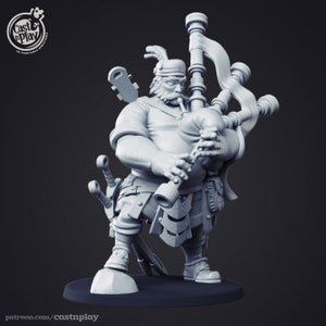 Scottish bard miniature - CastnPlay - DnD miniatures - Role Playing Game - Tabletop Miniature - dungeons and dragons - D&D