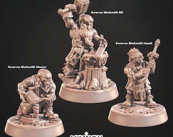 Dwarven blacksmith miniature - CastnPlay - DnD miniatures - fantasy Role Playing Game - Tabletop Miniature - dungeons and dragons - D&D