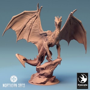 Metallic Silver Dragon miniature - rescale miniatures - DnD miniatures - Role Playing Game - Tabletop Miniature - dungeons and dragons - D&D